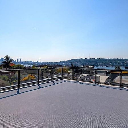 A-Seattle Urban Village- Orcas- Roof Top View Deck 외부 사진